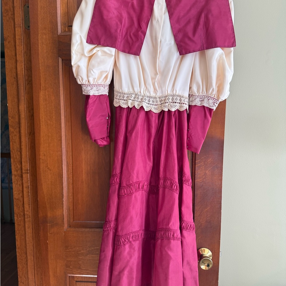 Victorian Era Girls’ Dress Size 6-10